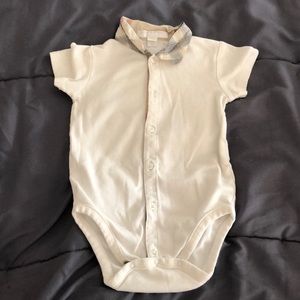 Burberry onsie 18mo